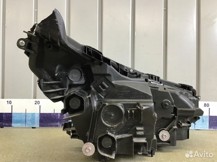 Фара левая Lexus NX 200 300H 2014
