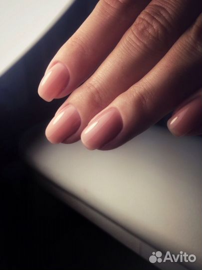 Комбинированный маникюр, покрытие гель-лаком