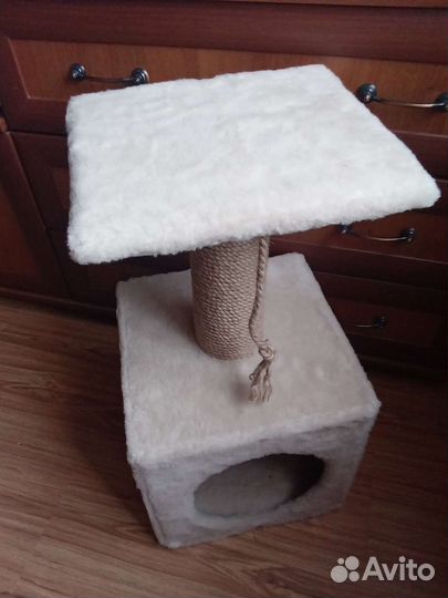 Когтеточка с домиком