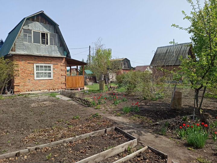 Дача 50 м² на участке 5 сот.