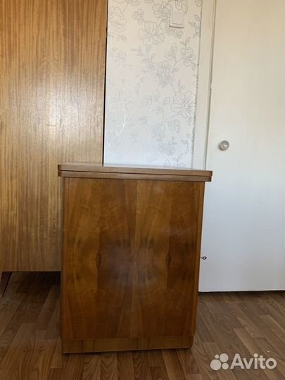 Швейная машинка LADA (Чехословкия)