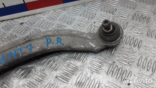 Рычаг передний нижний правый mercedes benz C-class