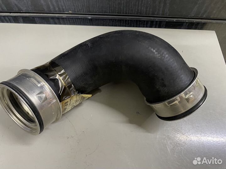 Патрубок интеркулера mercedes (W203/S203/CL203)