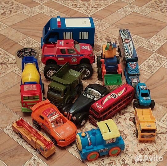 Машинки разные