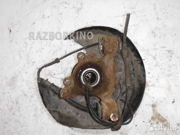 Кулак задний левый Ауди A6 C5