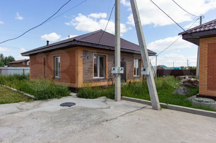 Дом 83,5 м² на участке 4,4 сот.