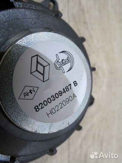 Динамик Renault Duster