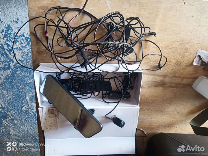 Видеорегистратор, зеркало, камера заднего вида