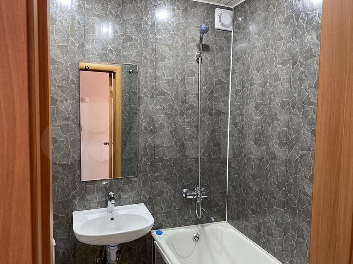 1-к. квартира, 30 м², 1/5 эт.