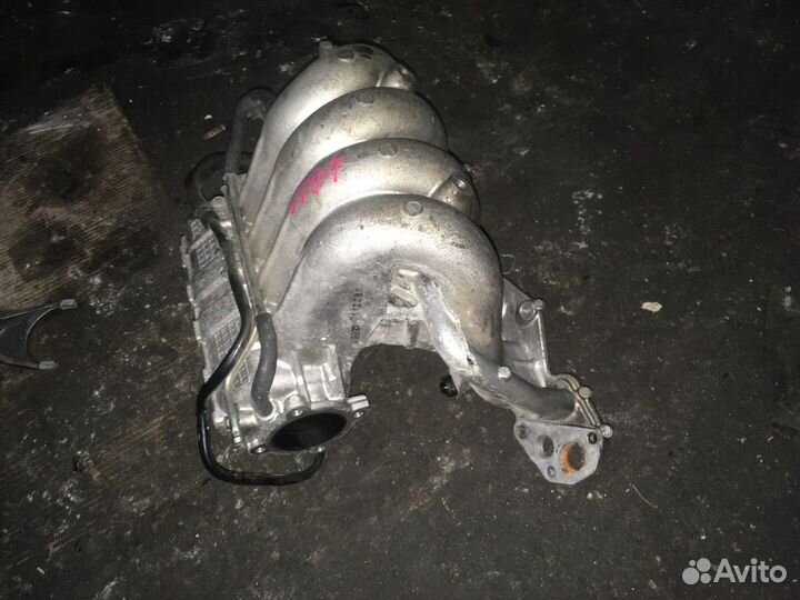 Коллектор впускной 4G69 (Mitsubishi Outlander)