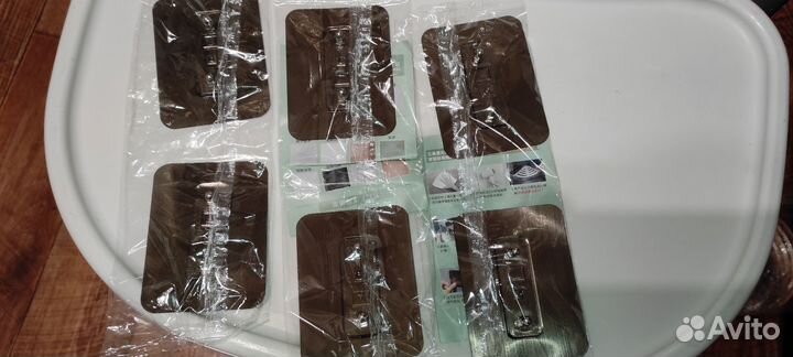 Крепление самоклеющиеся для полки в ванной