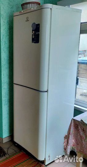 Холодильник бу