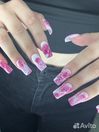 Наращивание ногтей/маникюр