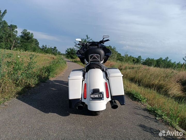 Harley Davidson Road Glide CVO