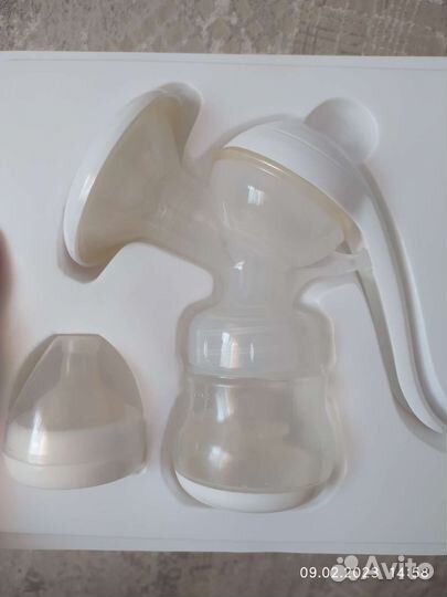 Молокоотсос ручной Youha + бутылочки