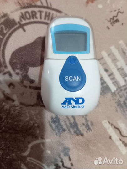 Термометр электронный инфракрасный A&D IT-101