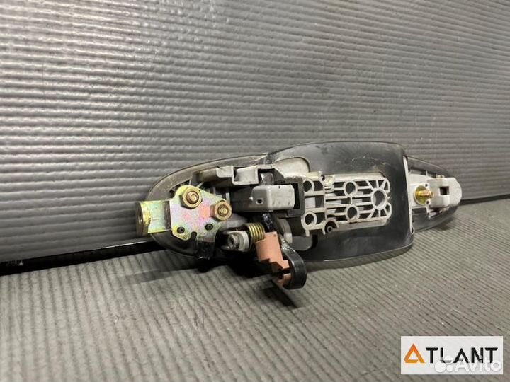 Ручка двери задний левый mazda MPV