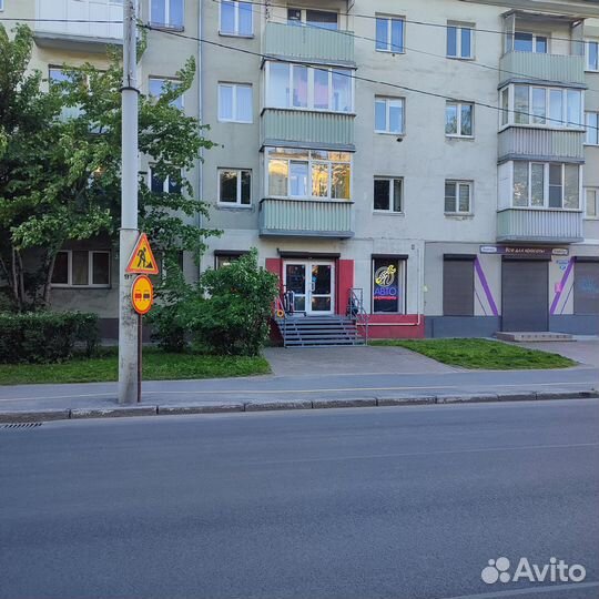 Пистолет пескоструйный yato с бачком