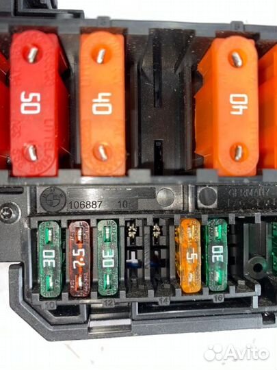 Блок предохранителей Bmw 5 E60 N47D20 2Л 2008