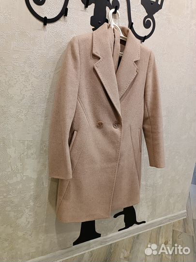 Женская верхняя одежда 46