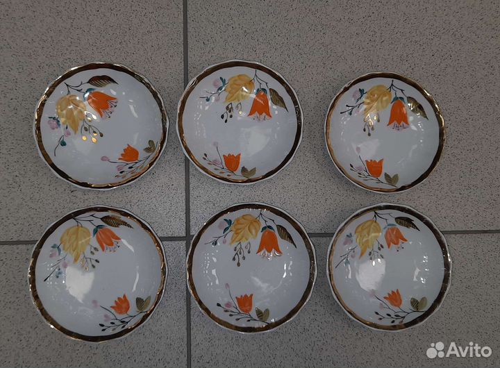 Сливочники,Чашки с блюдцами, конфетница