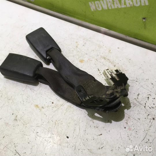 Ответная часть ремня безопасности Мазда 6