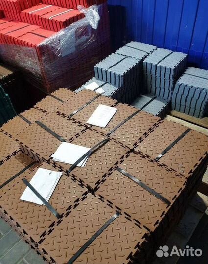 Модульная плитка пвх в фитнес зал