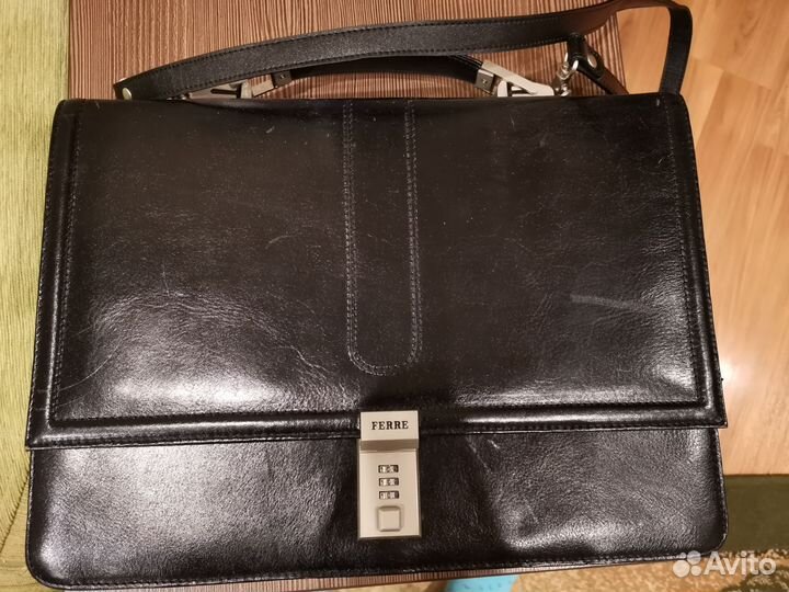 Женский кожаный портфель