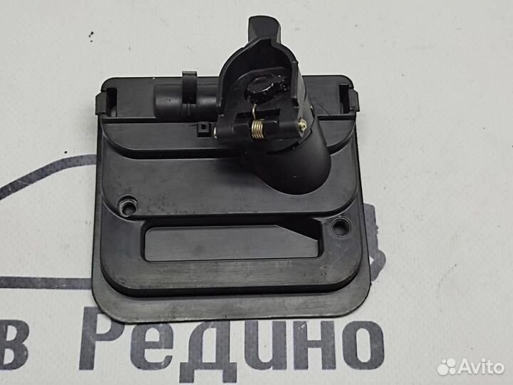 Ручка пола багажника w210 E-class 111.957 10.20