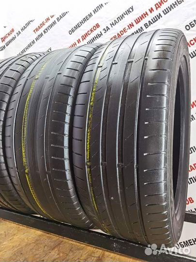 Kumho Ecsta PS71 245/45 R19
