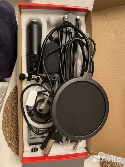 Конденсаторный микрофон