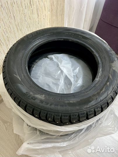 Pirelli Formula Ice 185/65 R15 88