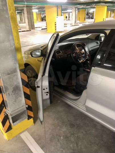 Машиноместо, 14 м²