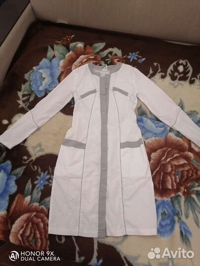 Медицинский халат женский