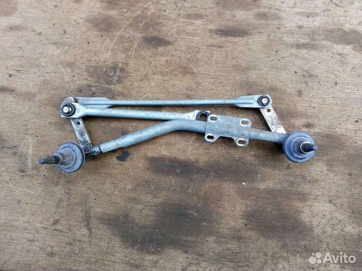 Трапеция дворников на Форд Фьюжен 2012 года