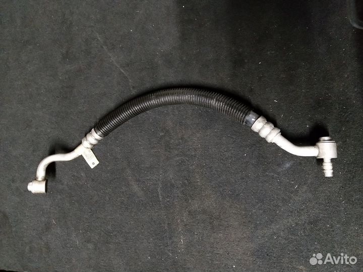 Трубка кондиционера Jeep Grand Cherokee WK2