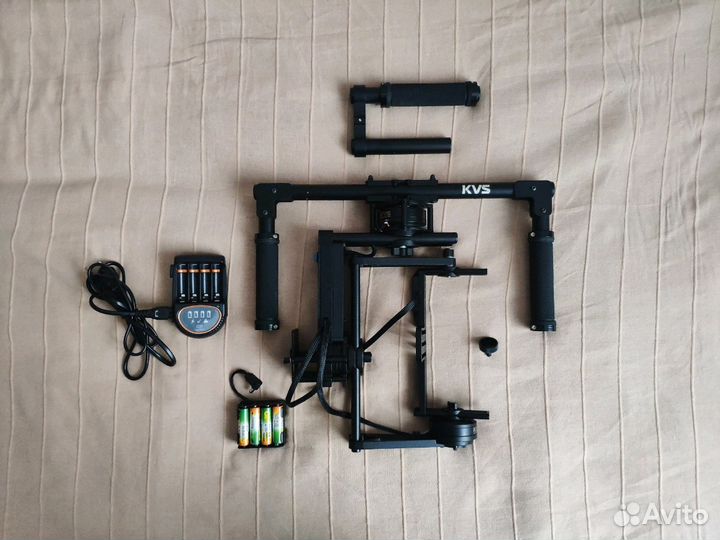 Стабилизатор для видеокамеры KVS P4