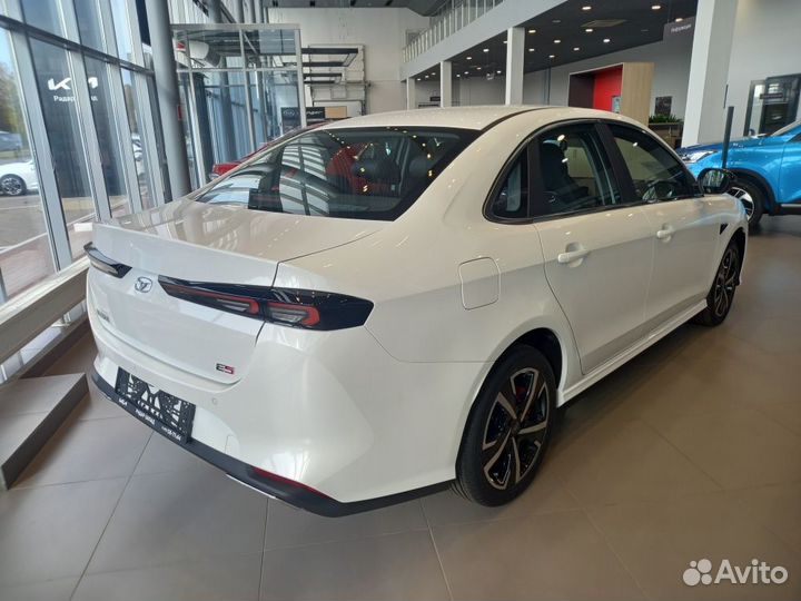 Kaiyi E5 1.5 CVT, 2023