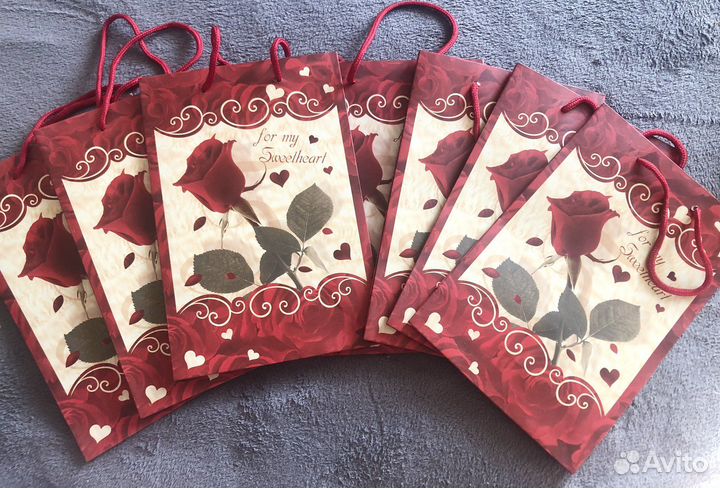 Подарочные пакеты