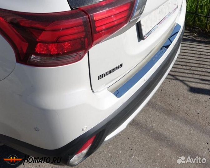 Накладка на задний бампер Митсубиси Аутлендер