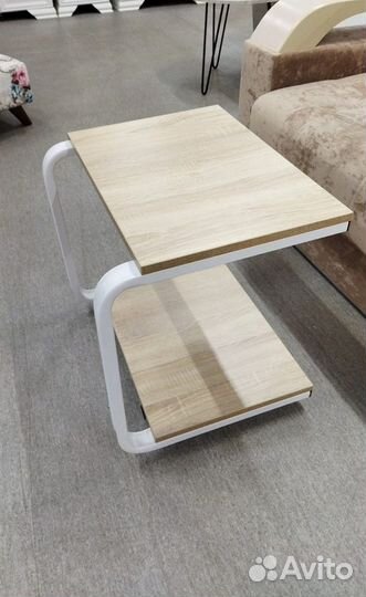 Стол в стиле лофт