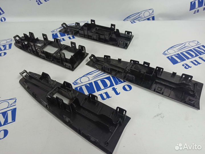 Накладка кнопок стеклоподъёмников Nissan Altima L3