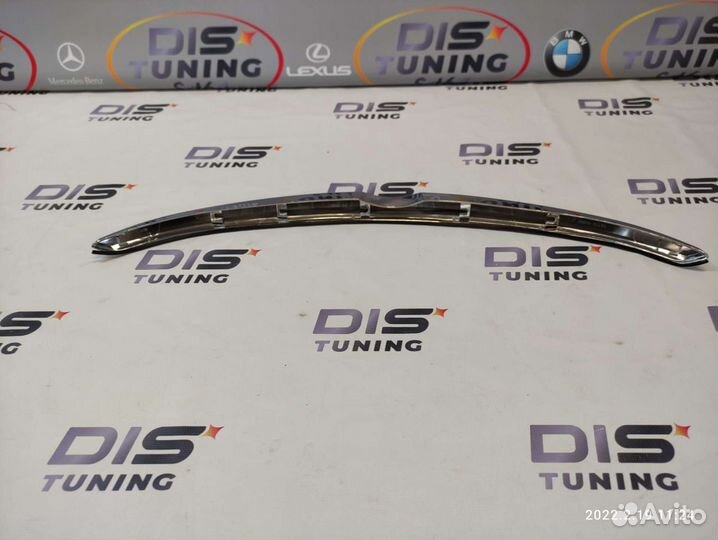 Молдинг капота Toyota Camry 55 14-17г