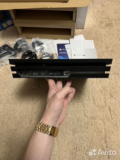 Sony PlayStation 4 Pro прошитая 9.00 уст.игры