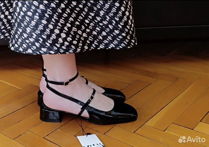 Босоножки zara 38 новые
