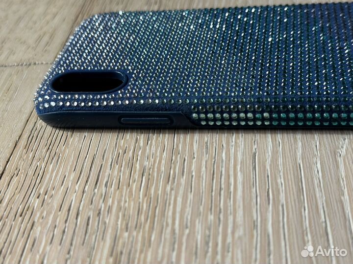 Чехол на iPhone X