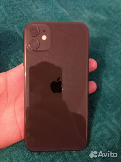 iPhone 11, 64 ГБ