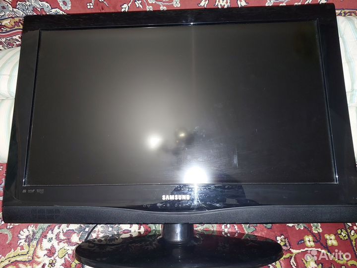 Телевизор Samsung 32 дюйма