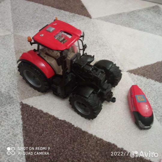 Трактор Bruder