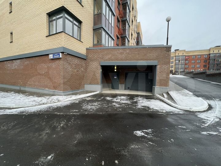 Машиноместо, 16 м²